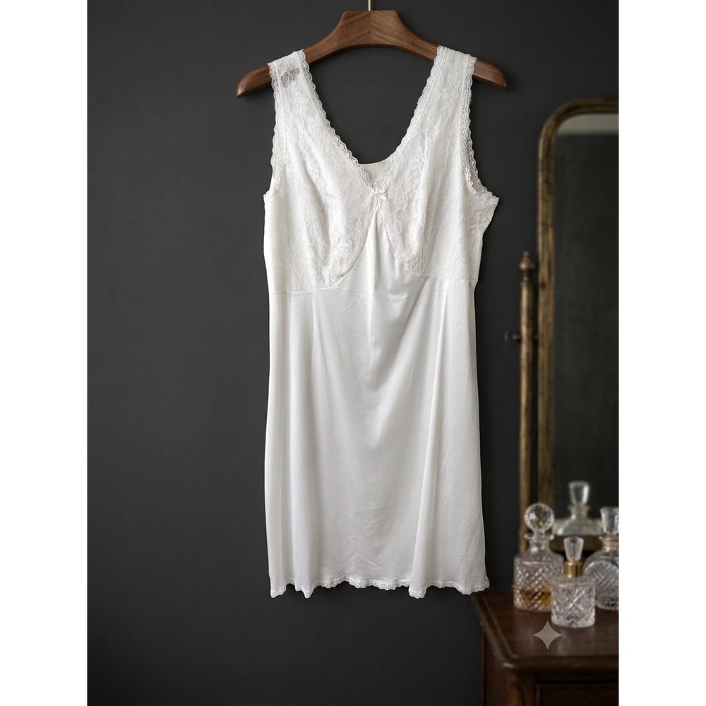 Vintage Beau-Trix White Lace Nylon Slip